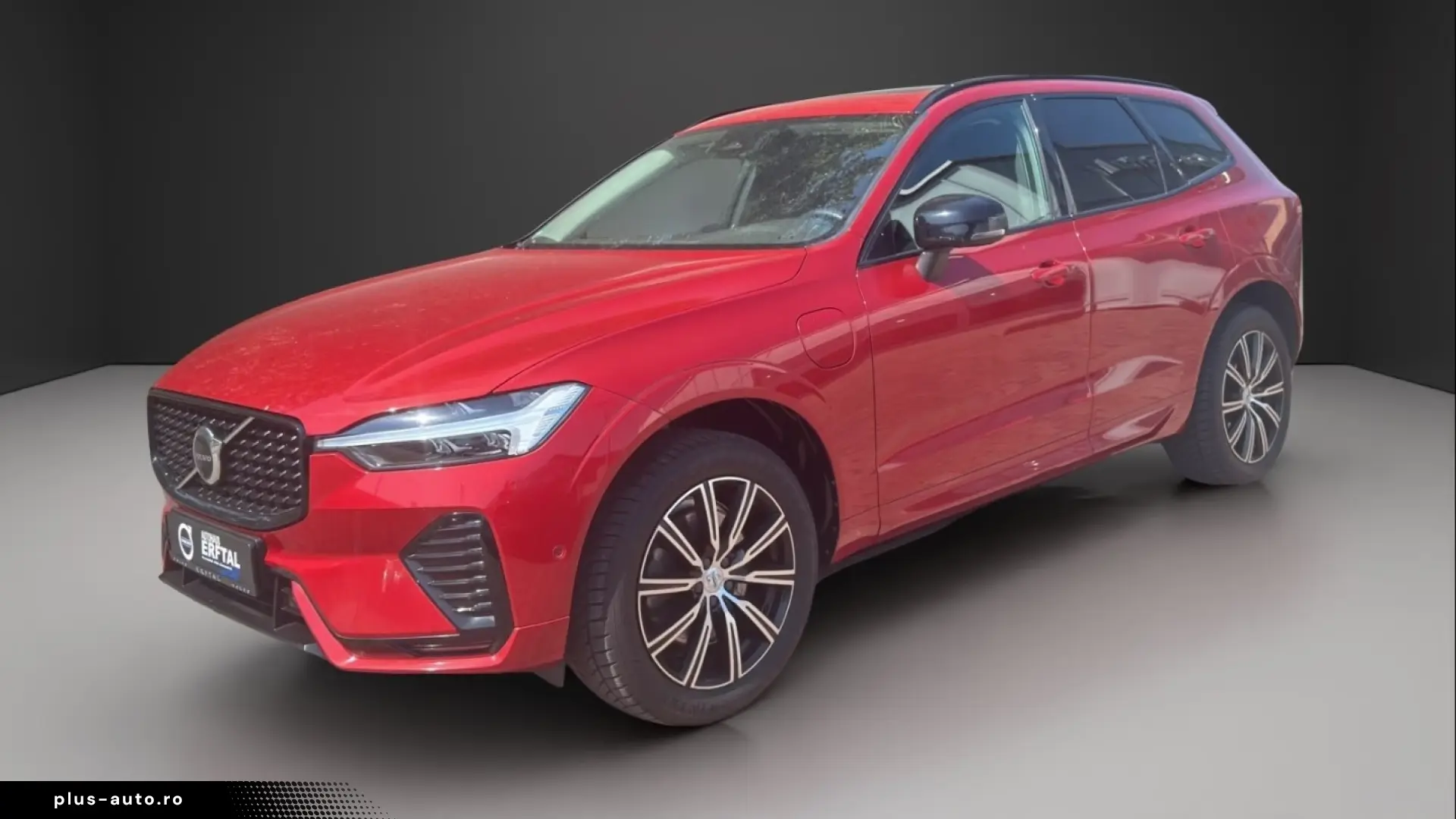 Volvo XC60 T6 AWD Dark Plus   TVA deductibil   garantie