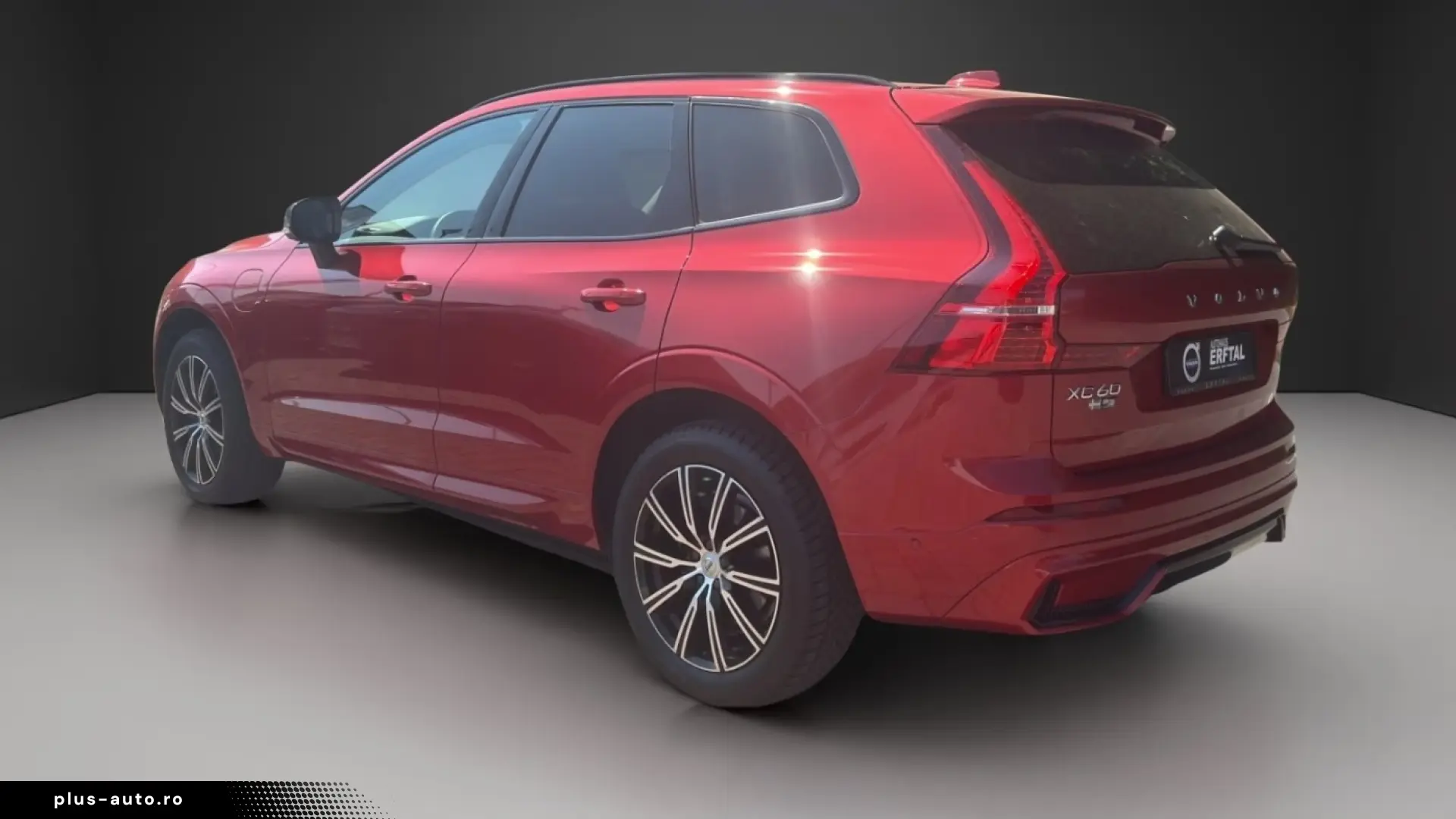 Volvo XC60 T6 AWD Dark Plus   TVA deductibil   garantie