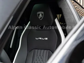 Lamborghini Urus S Panorama  B&O  Carbon