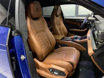 Lamborghini URUS SE CARBON B&O MASSAGE PANO HEADUP FULL