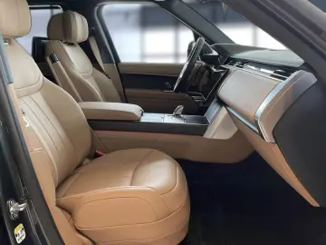 LAND ROVER Range Rover P530 Autobiography