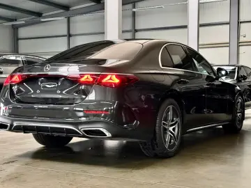 Mercedes-Benz E 220 d   AMG Line Advanced   Pano