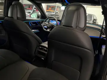 Mercedes-Benz E 220 d   AMG Line Advanced   Pano