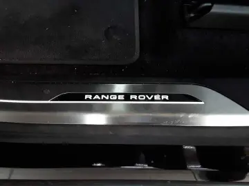 LAND ROVER Range Rover Sport D300 Dynamic