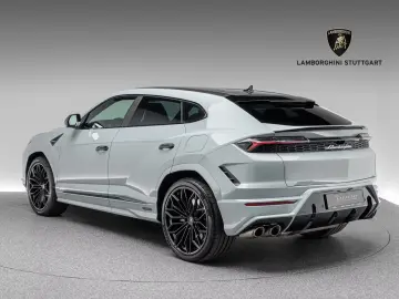 Lamborghini Urus SE Akrapovic Carbon Roof