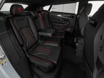 Lamborghini Urus SE Akrapovic Carbon Roof
