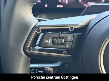 Porsche Cayenne Turbo Electric Active-Ride HA steering