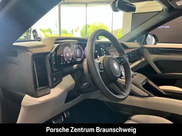 Porsche Cayenne Turbo Electric HA-Steering Head-Up BOSE