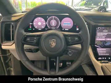 Porsche Cayenne Turbo Electric HA-Steering Head-Up BOSE