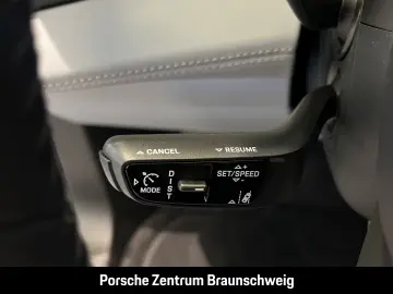 Porsche Cayenne Turbo Electric HA-Steering Head-Up BOSE