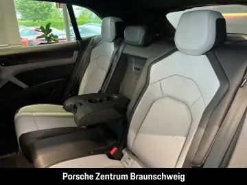 Porsche Cayenne Turbo Electric HA-Steering Head-Up BOSE