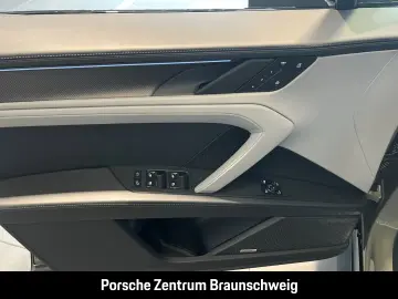 Porsche Cayenne Turbo Electric HA-Steering Head-Up BOSE