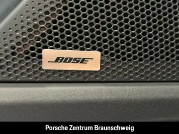 Porsche Cayenne Turbo Electric HA-Steering Head-Up BOSE