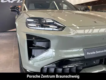 Porsche Cayenne Turbo Electric HA-Steering Head-Up BOSE