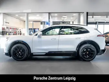 Porsche Cayenne Electric Panorama Chrono passenger display