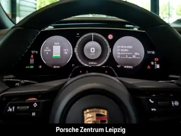 Porsche Cayenne Electric Panorama Chrono passenger display