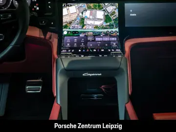 Porsche Cayenne Electric Panorama Chrono passenger display