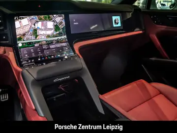 Porsche Cayenne Electric Panorama Chrono passenger display