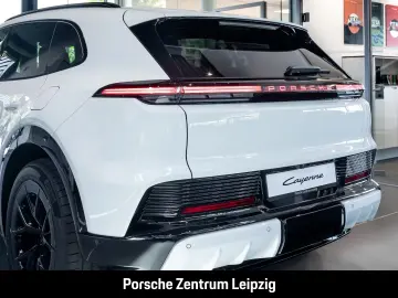 Porsche Cayenne Electric Panorama Chrono passenger display
