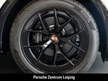 Porsche Cayenne Electric Panorama Chrono passenger display