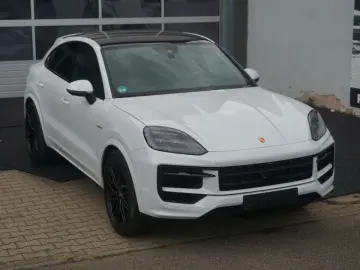 PORSCHE Cayenne Coupe E-Hybrid SportDesign HAL Luft AHK