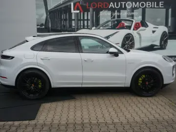 PORSCHE Cayenne Coupe E-Hybrid SportDesign HAL Luft AHK