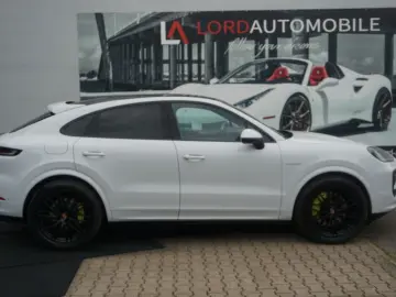 PORSCHE Cayenne Coupe E-Hybrid SportDesign HAL Luft AHK
