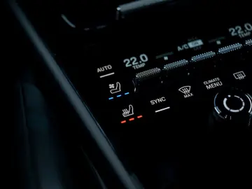 PORSCHE Cayenne Coupe Turbo E-Hybrid mit GT-Paket TECHAR