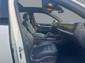 PORSCHE Cayenne 1.Hand Kamera AHK Panorama-Dach