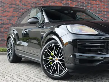 PORSCHE Cayenne Coupe E-Hybrid