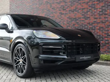 PORSCHE Cayenne Coupe E-Hybrid
