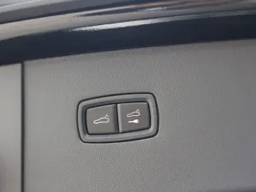 PORSCHE Cayenne Coupe E-Hybrid