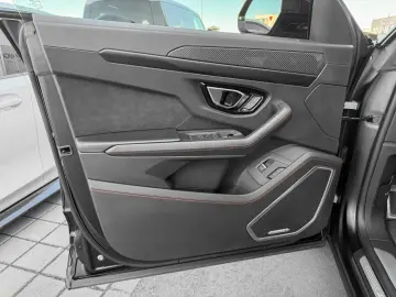 LAMBORGHINI Urus 4.0 V8 Auto. PANO 22 360  HUD CARBON VOLL