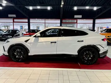 LAMBORGHINI Urus Performante FULLCARBON ALCANTARA KERAMIK