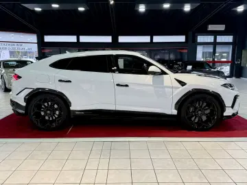 LAMBORGHINI Urus Performante FULLCARBON ALCANTARA KERAMIK