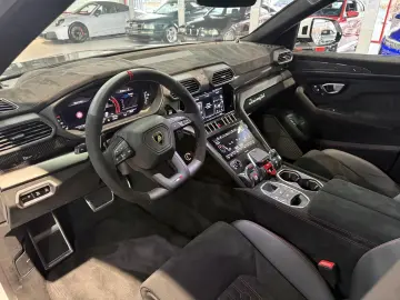 LAMBORGHINI Urus Performante FULLCARBON ALCANTARA KERAMIK