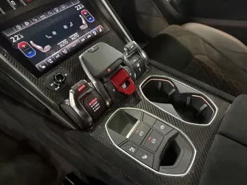 LAMBORGHINI Urus Performante FULLCARBON ALCANTARA KERAMIK