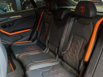LAMBORGHINI Urus 4.0 V8 PHEV SE   Arancio Borealls   B&O 3D