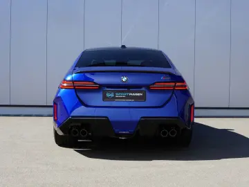 BMW M5 Limousine MarinaBay Merino Ultimate