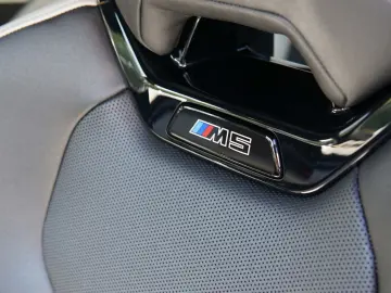 BMW M5 Limousine MarinaBay Merino Ultimate
