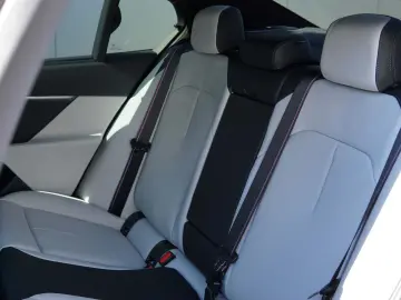 BMW M5 Limousine MarinaBay Merino Ultimate
