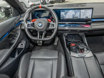 BMW M5 Limousine DA Prof PA Prof PANO M Driver's M D