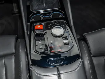 BMW M5 Limousine DA Prof PA Prof PANO M Driver's M D