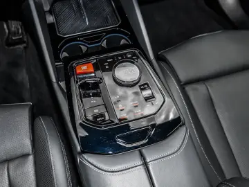 BMW M5 Limousine PHEV 727 PS KERAMIK DA PROF. PA PRO