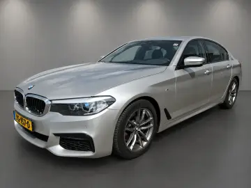 BMW Seria 5 G30 520i