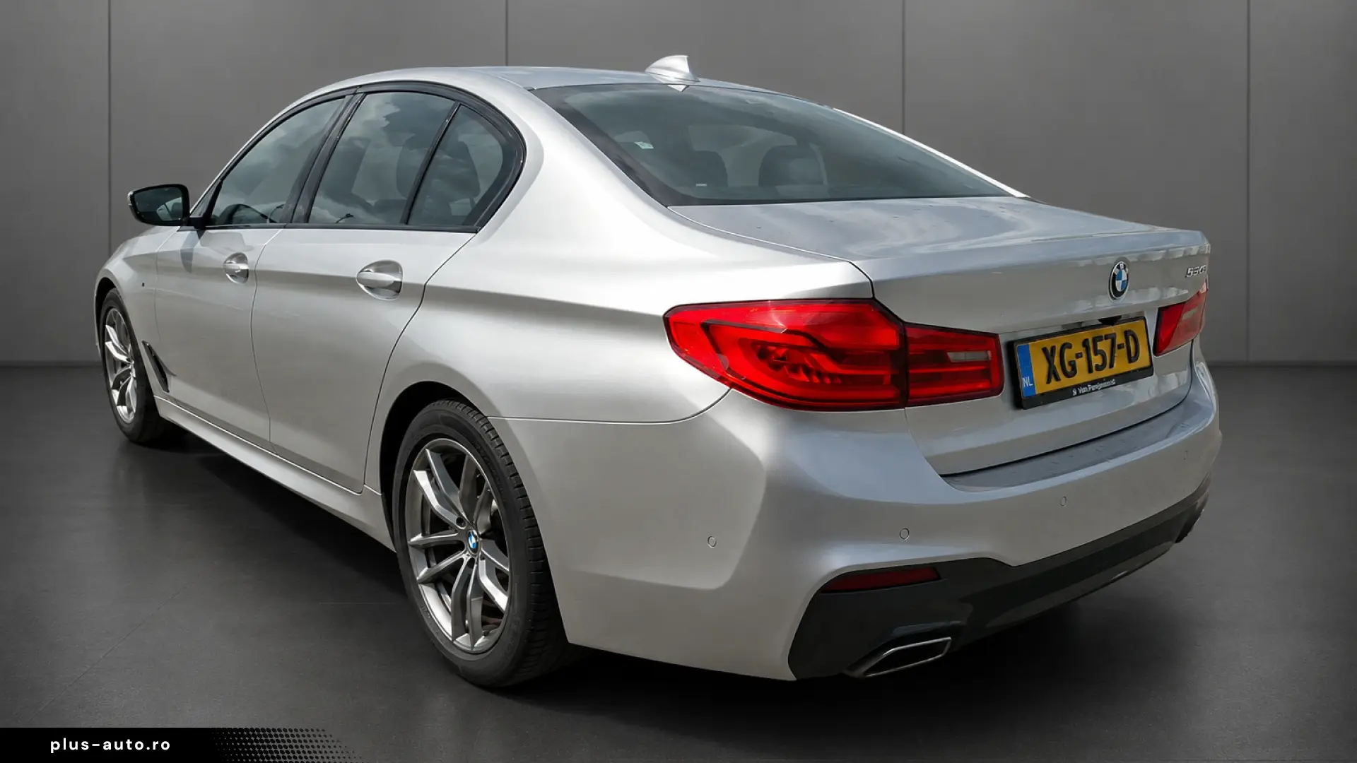 BMW Seria 5 G30 520i
