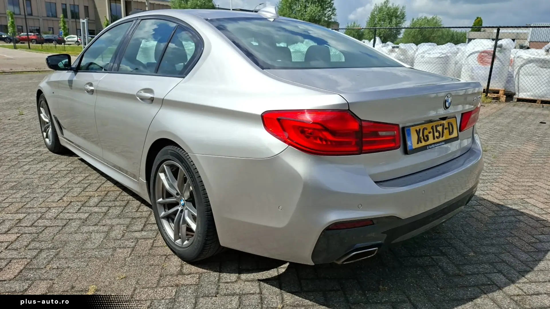 BMW Seria 5 G30 520i