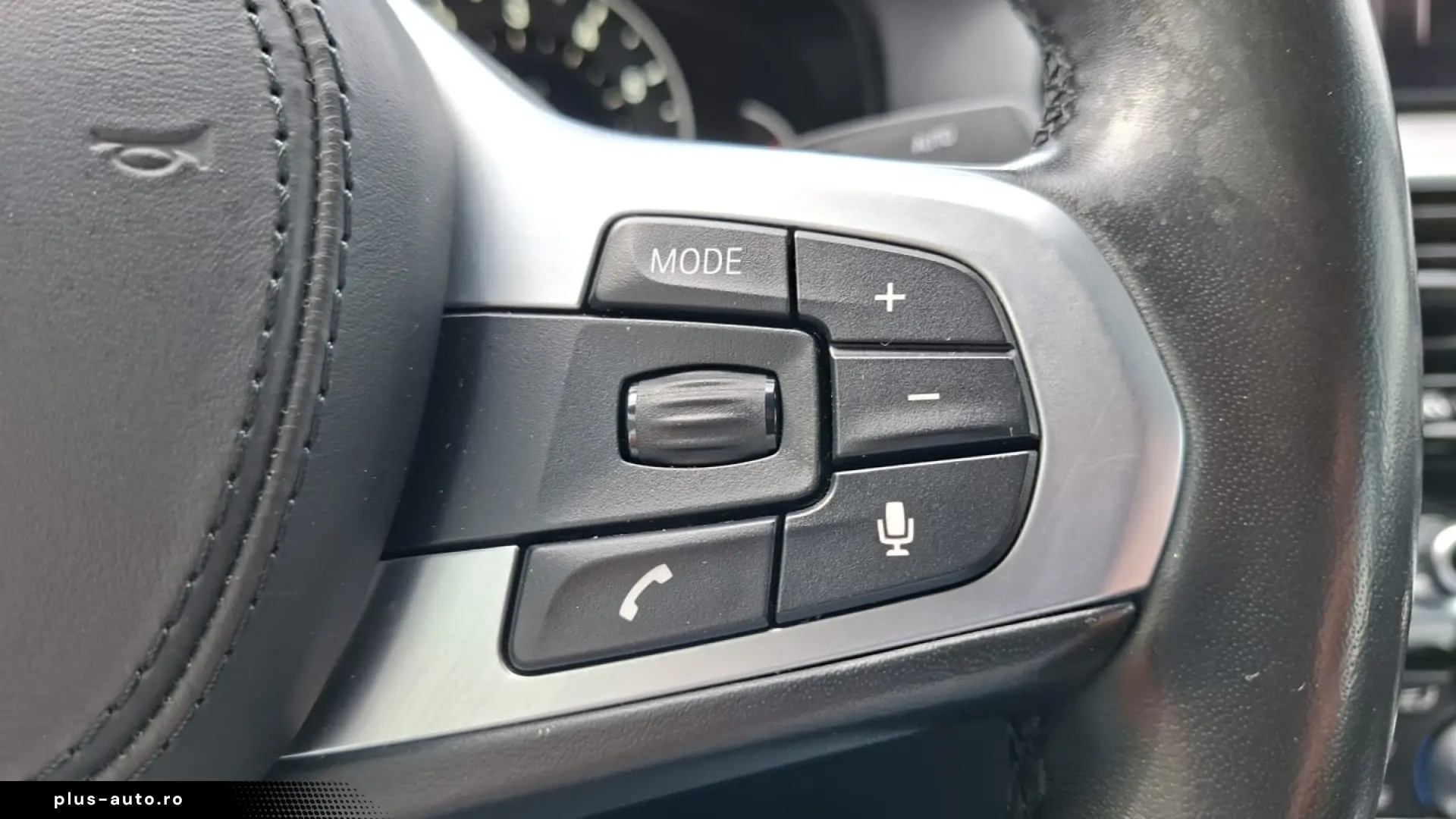 BMW Seria 5 G30 520i
