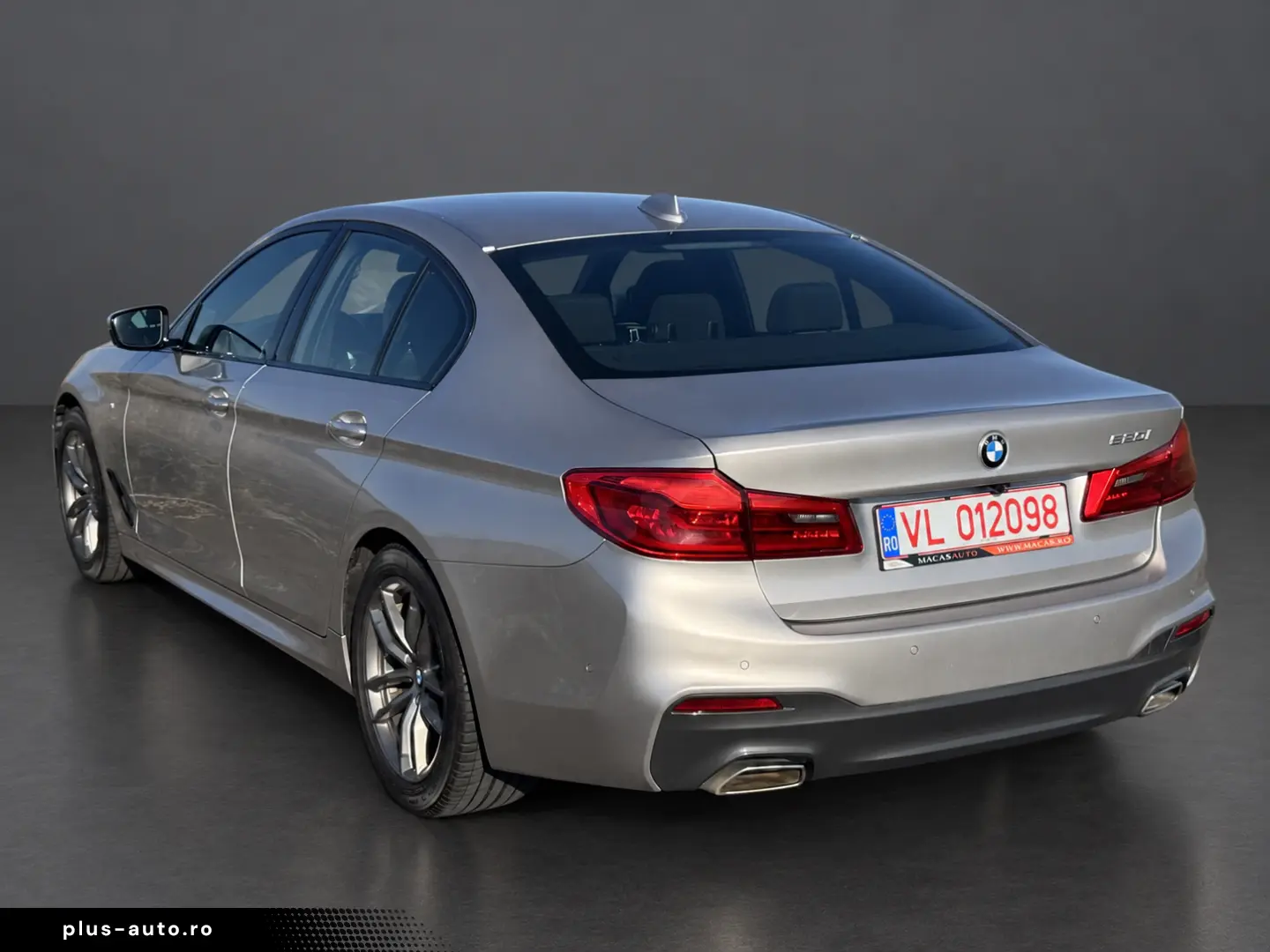 BMW Seria 5 G30 520i