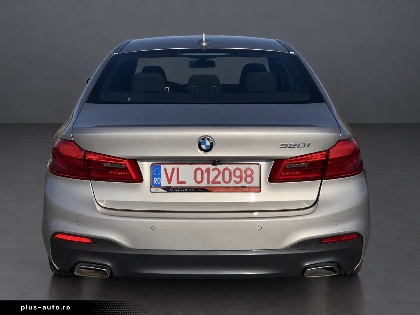 BMW Seria 5 G30 520i